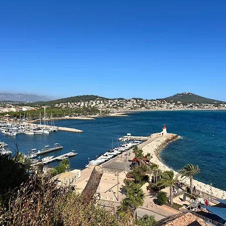 Breathtaking Mediterranean Views From Renovated Cosy Nest, Walk To Portissol And Port Lejlighed Sanary-sur-Mer