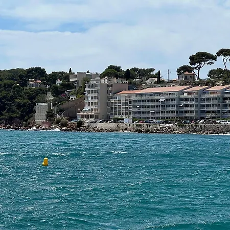 Breathtaking Mediterranean Views From Renovated Cosy Nest, Walk To Portissol And Port