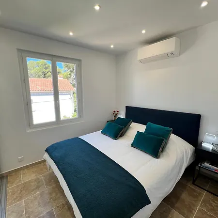 Lejlighed Breathtaking Mediterranean Views From Renovated Cosy Nest, Walk To Portissol And Port *