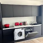 Breathtaking Mediterranean Views From Renovated Cosy Nest, Walk To Portissol And Port Apartment Sanary-sur-Mer
