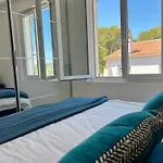 Breathtaking Mediterranean Views From Renovated Cosy Nest, Walk To Portissol And Port Apartment Sanary-sur-Mer