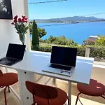 Breathtaking Mediterranean Views From Renovated Cosy Nest, Walk To Portissol And Port * Sanary-sur-Mer