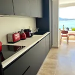 Apartment Breathtaking Mediterranean Views From Renovated Cosy Nest, Walk To Portissol And Port *