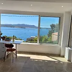 Breathtaking Mediterranean Views From Renovated Cosy Nest, Walk To Portissol And Port Sanary-sur-Mer