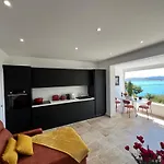 Apartment Breathtaking Mediterranean Views From Renovated Cosy Nest, Walk To Portissol And Port Sanary-sur-Mer