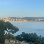 Breathtaking Mediterranean Views From Renovated Cosy Nest, Walk To Portissol And Port Apartment *