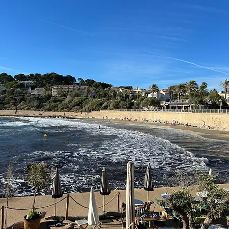 Breathtaking Mediterranean Views From Renovated Cosy Nest, Walk To Portissol And Port *