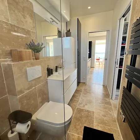 Breathtaking Mediterranean Views From Renovated Cosy Nest, Walk To Portissol And Port * サナリー・シュル・メール